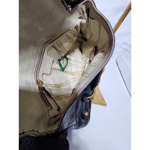 Authentic Gucci Vintage Patent Wave Flap Shoulder Bag Black - Picture 12 of 15